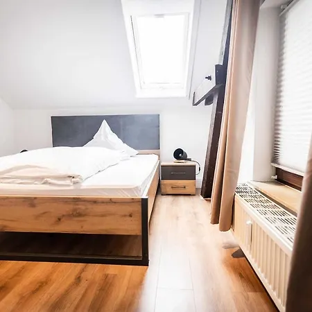 Faehrhaus Kirschenland Hotel